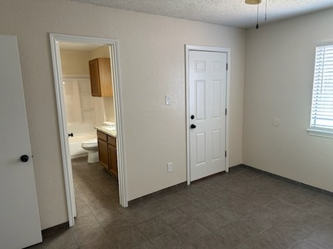 Building Photo - 4109 Fossil Ridge Dr