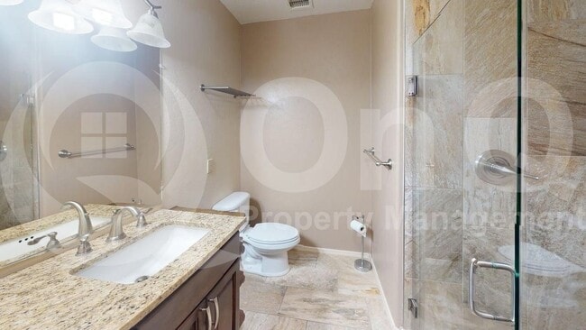 Building Photo - 990 S Avenida Los Reyes