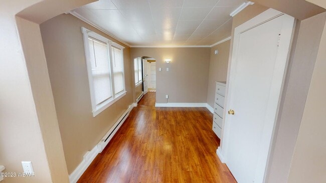 Building Photo - South Side Efficiency