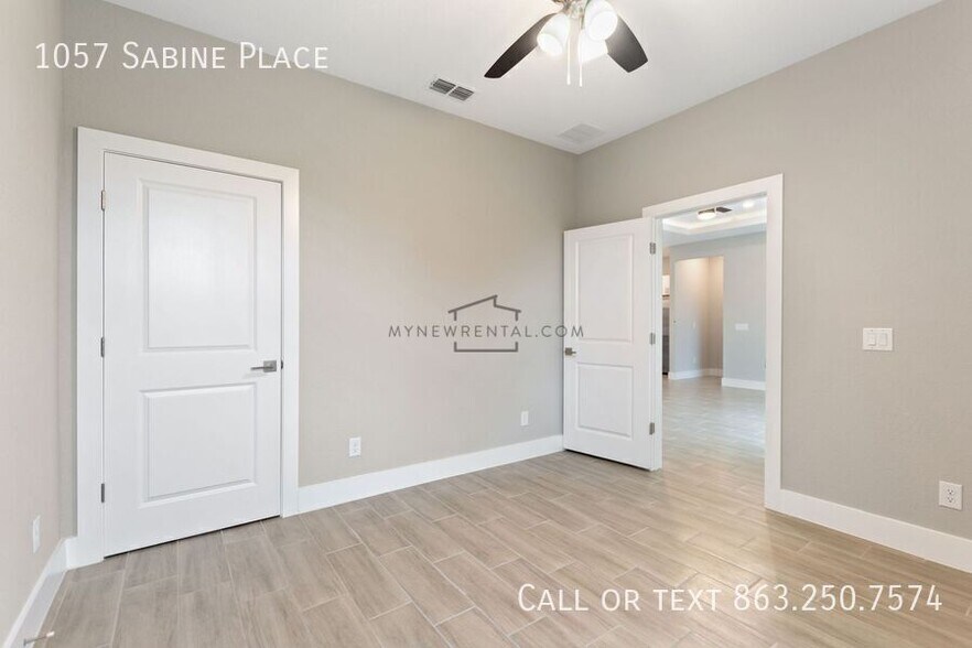 Building Photo - 1057 Sabine Pl