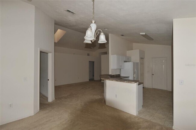 Building Photo - 4930 NW 20th Dr