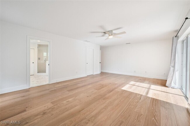 Building Photo - 508 Devils Ln