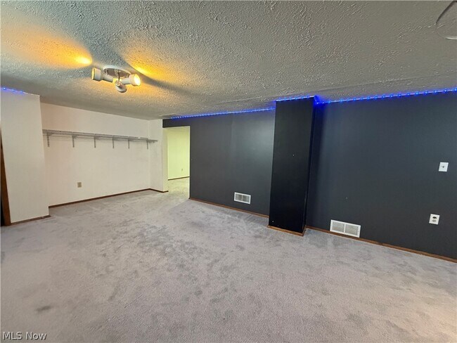 Building Photo - 14316 Parkman Blvd