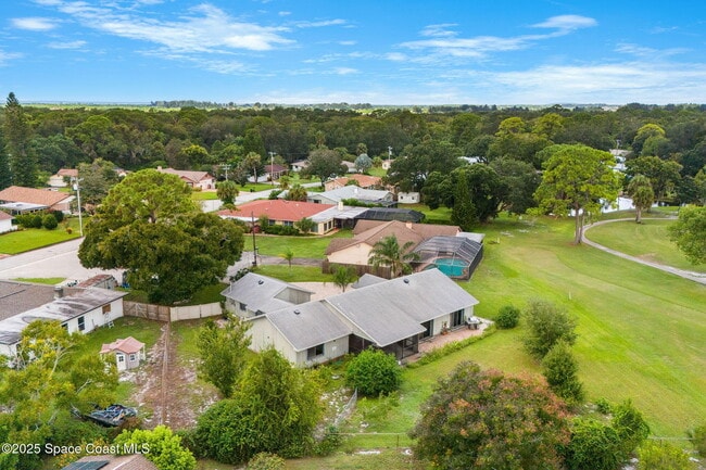 Building Photo - 1387 Gleneagles Ct