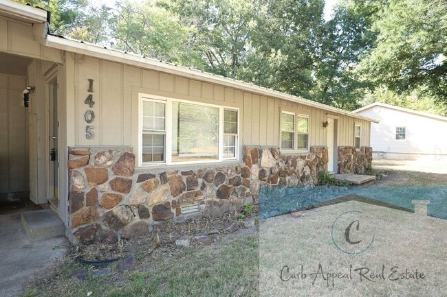 Building Photo - 1405 Pratt Cir