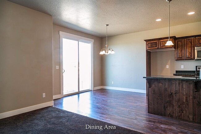 Building Photo - 938 S 2040 W