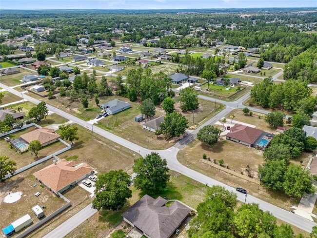 Building Photo - 11490 SW 46th Ave