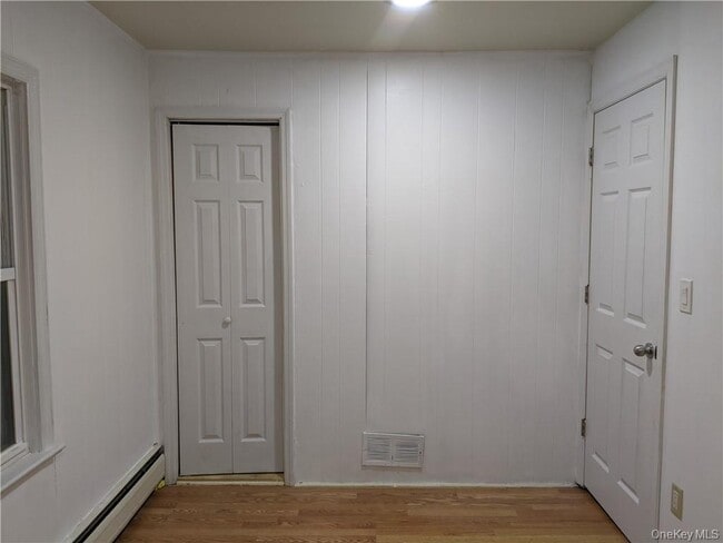Building Photo - 1426 US-9W
