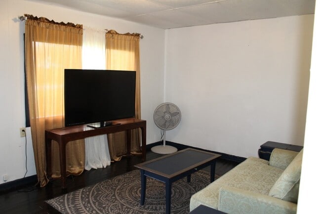 Building Photo - 6839 Co Rd 14