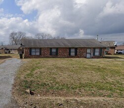 Building Photo - 2 Bedroom, 1 Story Duplex in Gallatin. MOV...