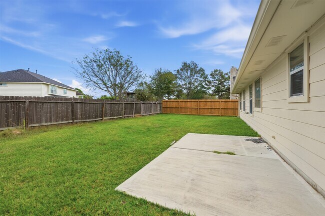 Building Photo - 2319 Falcon Knoll Ln