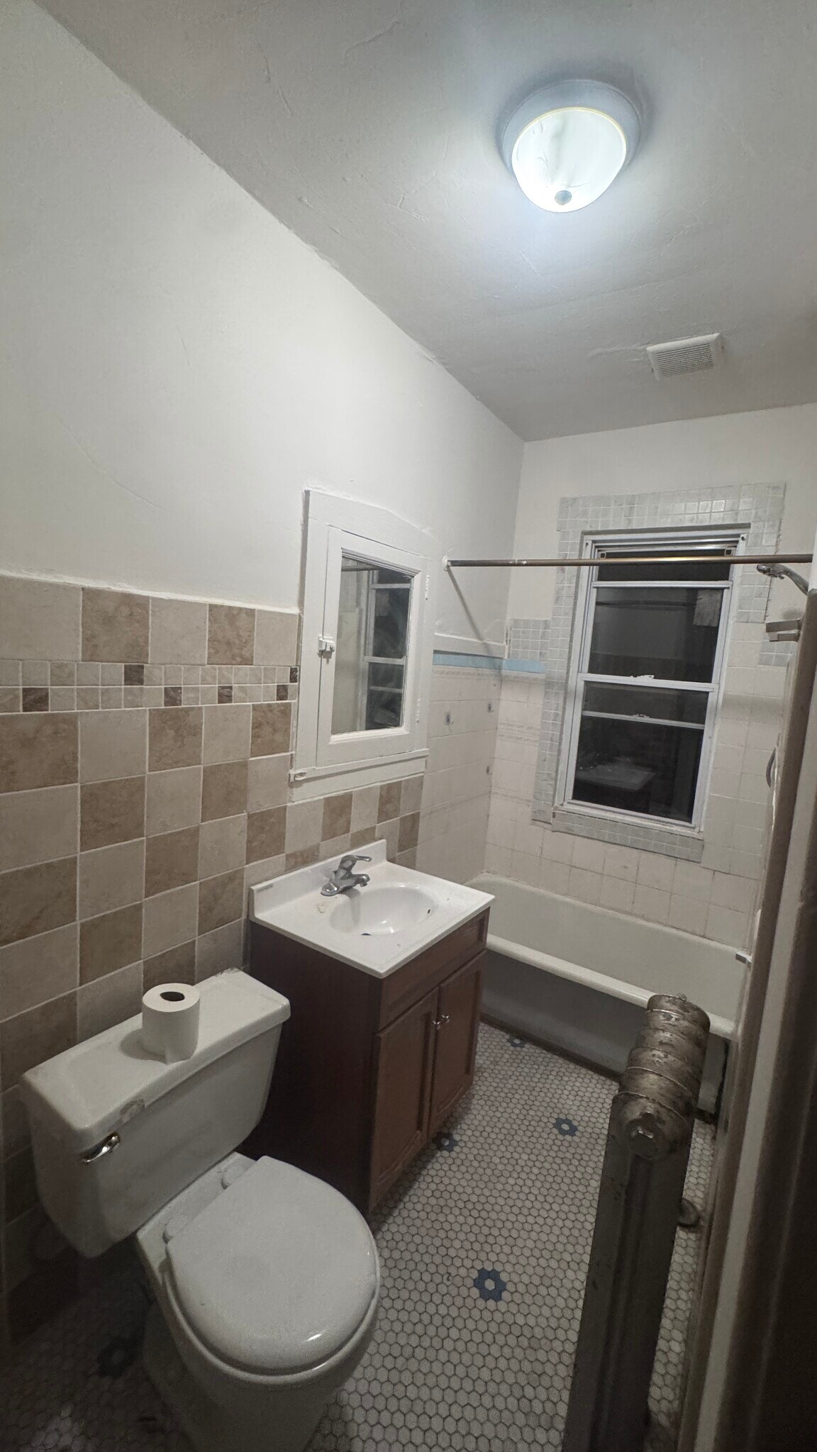 Building Photo - 1621 S 50th Ct