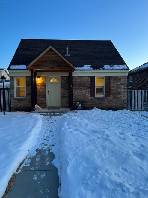 Building Photo - 1137 22nd St