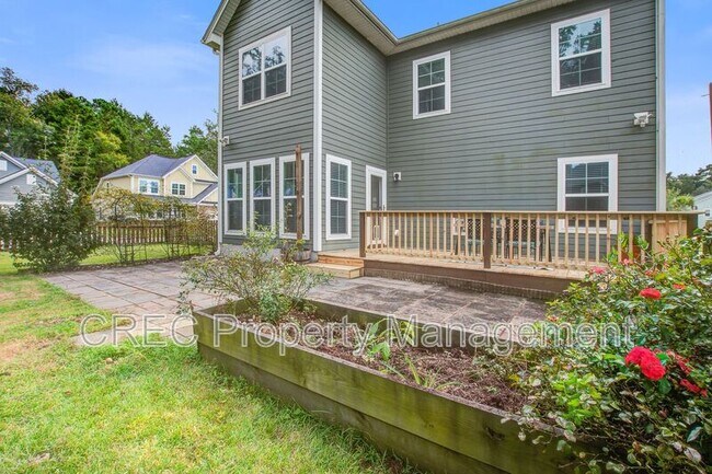 Building Photo - 202 Center Hill Ct