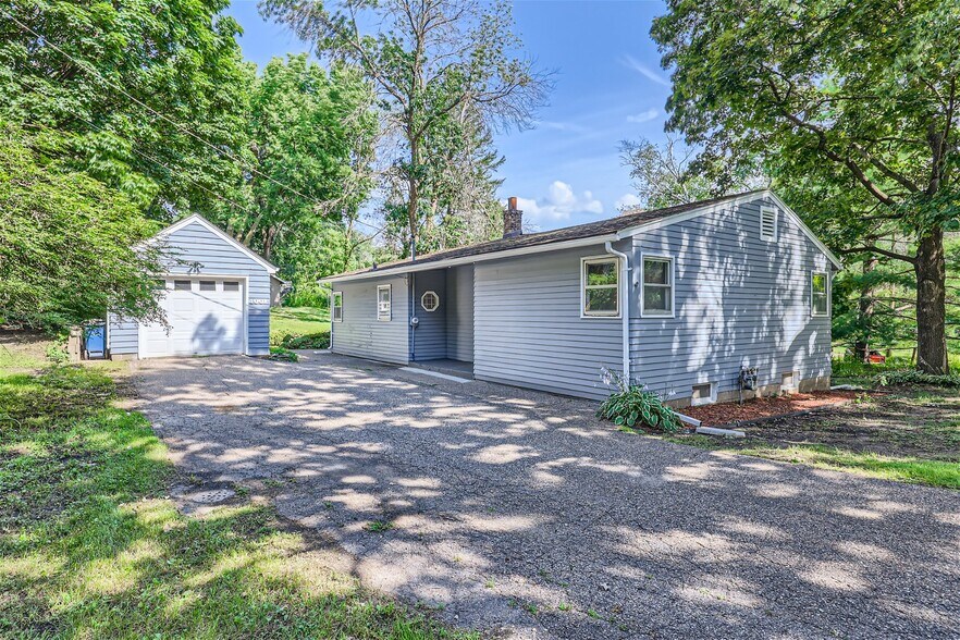 Primary Photo - 4001 Tonkawood Rd