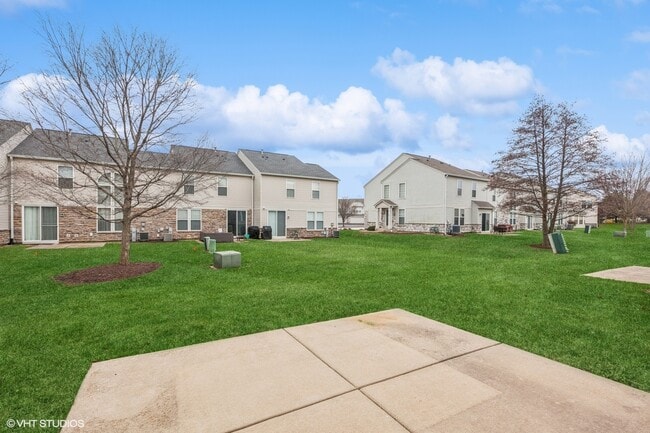 Building Photo - 24843 Franklin Ln