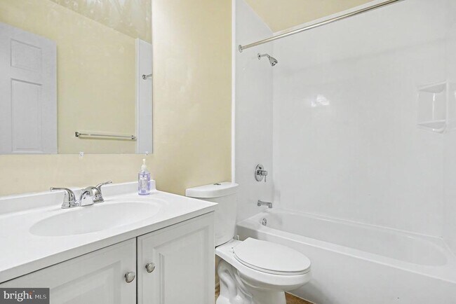 Building Photo - 208 Timber Trail