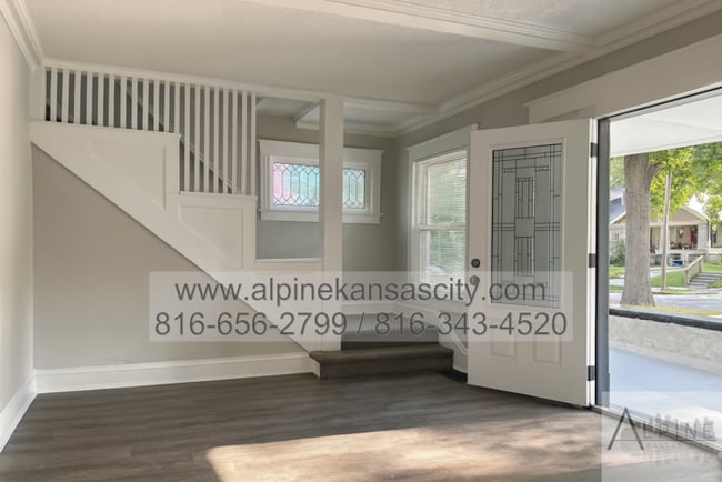 Building Photo - Beautiful Rehab on Corner Lot in Midtown, ...