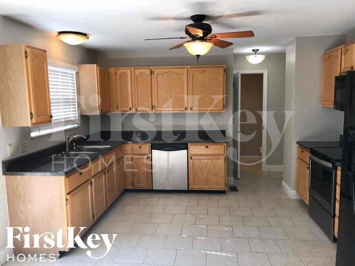Building Photo - 2995 Imperial Dr