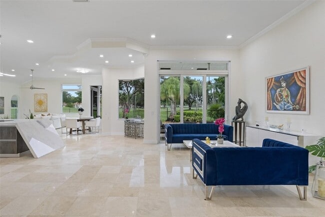 Building Photo - 2534 Golf View Dr