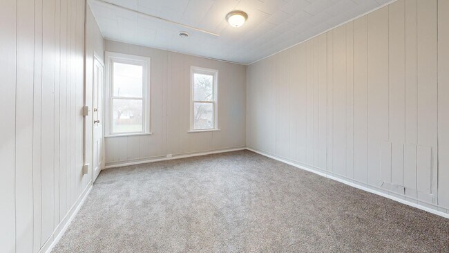 Building Photo - 2230 Kinkel Ave