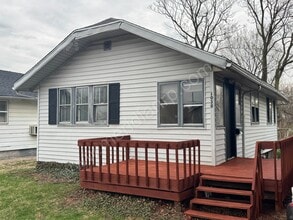 Building Photo - 1030 Franklin Ave