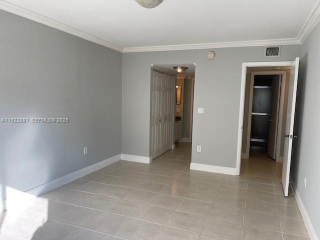 Building Photo - 721 N Pine Island Rd