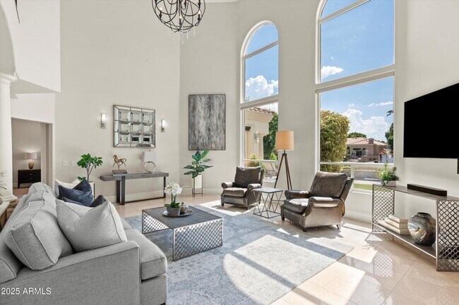 Building Photo - 1407 E Coral Cove Dr