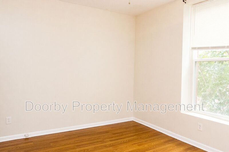 Building Photo - 1815 Bailey Ave