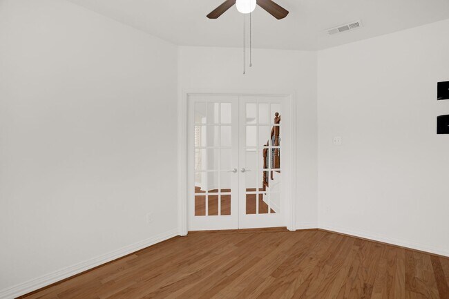Building Photo - Beautiful Carrollton Home with 4 Bedrooms ...
