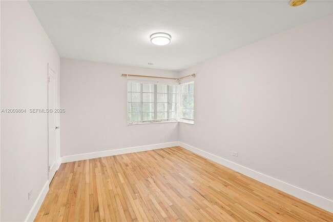 Building Photo - 1431 Algeria Ave
