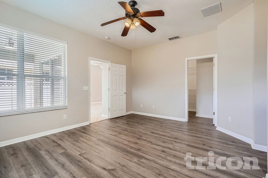 Building Photo - 5555 Burlwood Dr