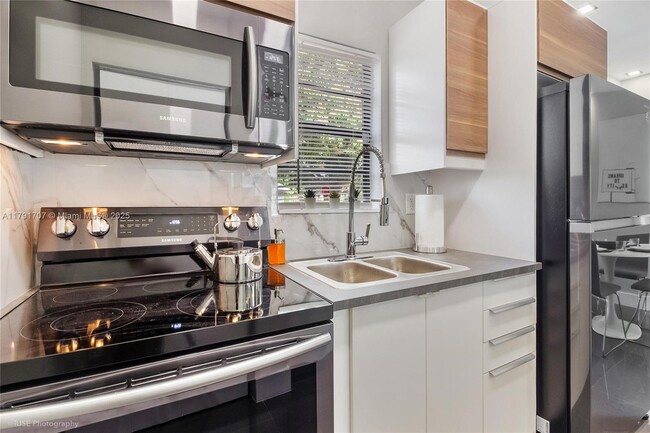 Building Photo - 1171 NW 57th St