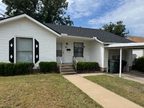 Building Photo - 2811 W Avenue H