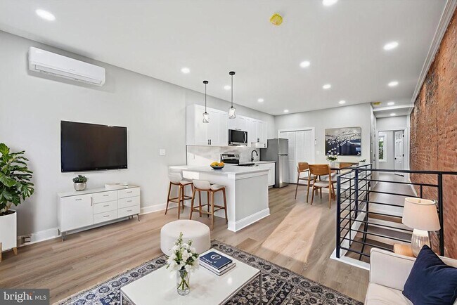 Building Photo - 2917 N 7th St