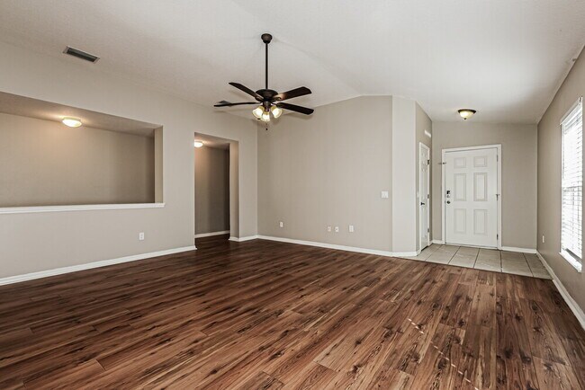 Building Photo - 2126 Hunters Greene Dr