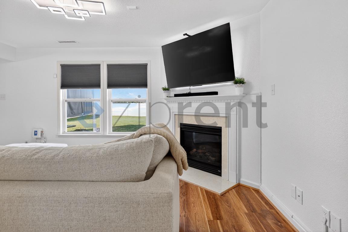 Building Photo - 504 Zander Woods Ct