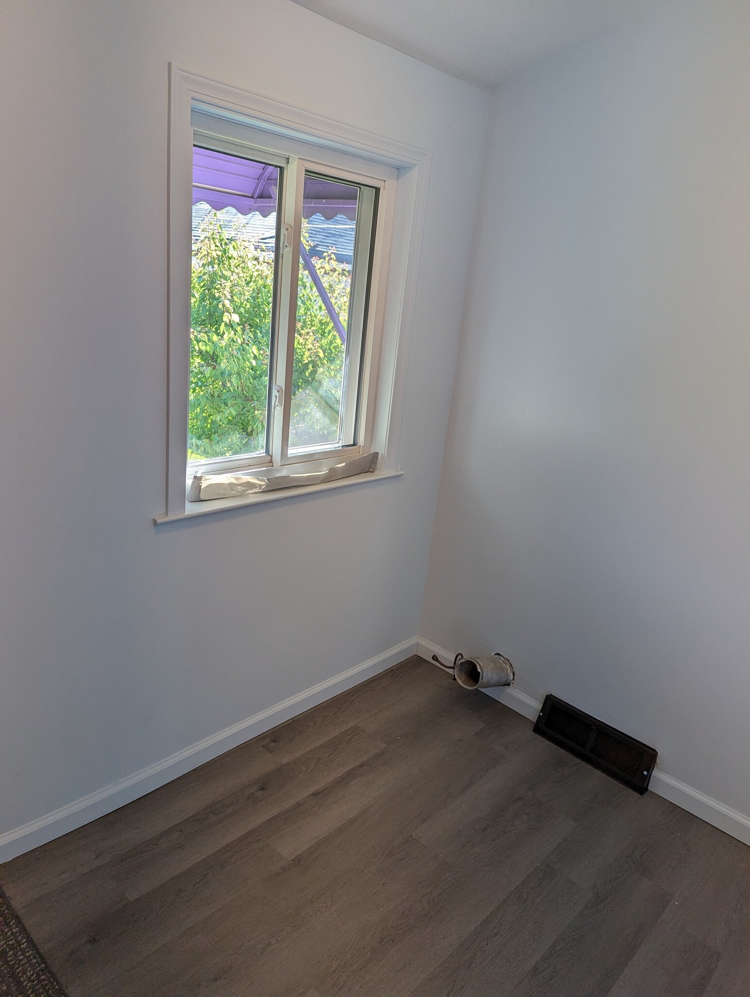 laundry room - 9451 Gallagher St