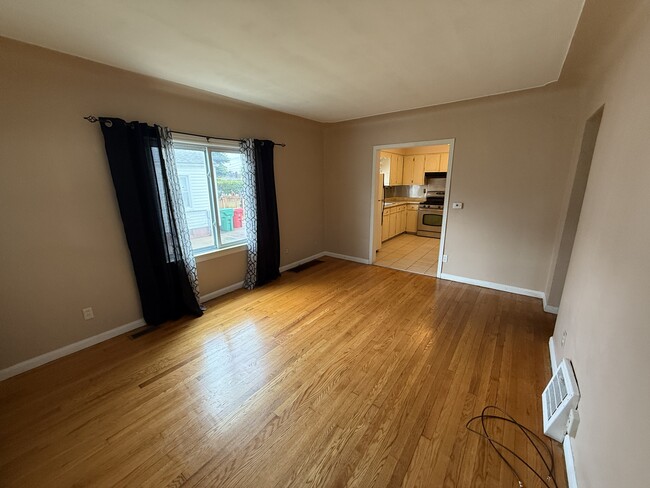 Building Photo - 22538 Raven Ave