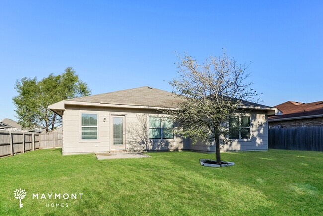 Building Photo - 914 Haley Dr