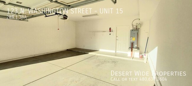 Building Photo - Price reduced! Great location! Downtown Ch...