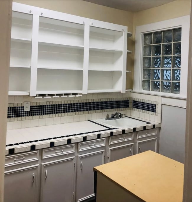 Building Photo - Pre-Leasing for the 26-27 School Year! - A...