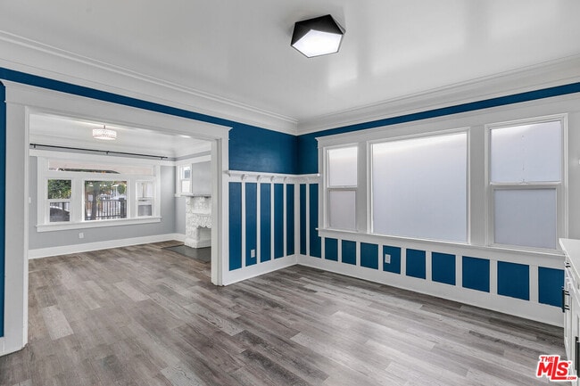 Building Photo - 641 W 43rd St