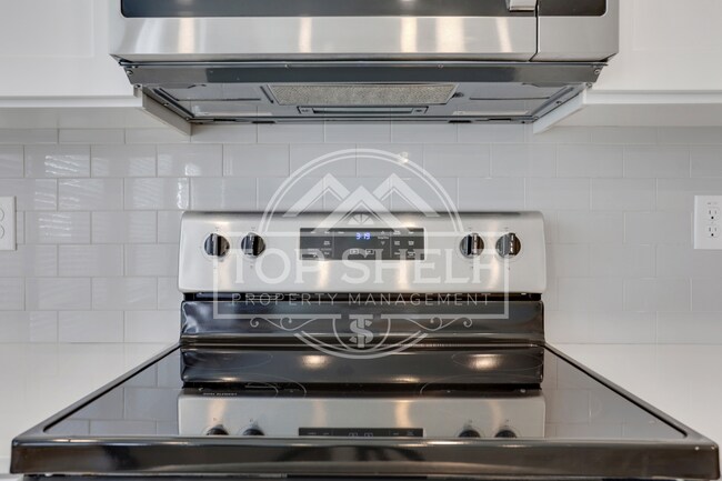 Building Photo - 2256 Cadenza Cir