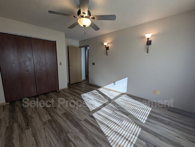 Building Photo - 6117 Arapaho Trail