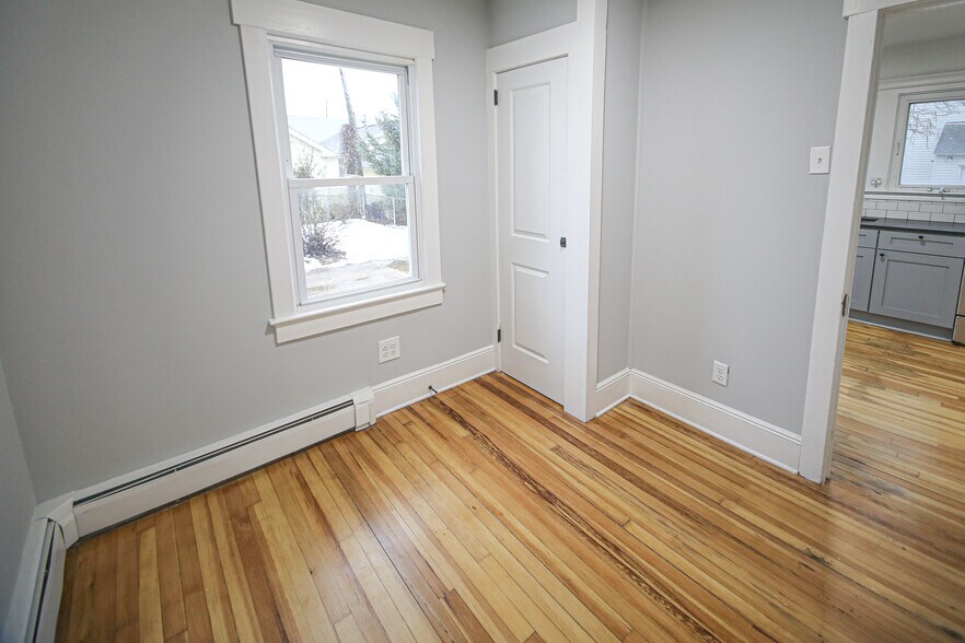Building Photo - 1708 A St