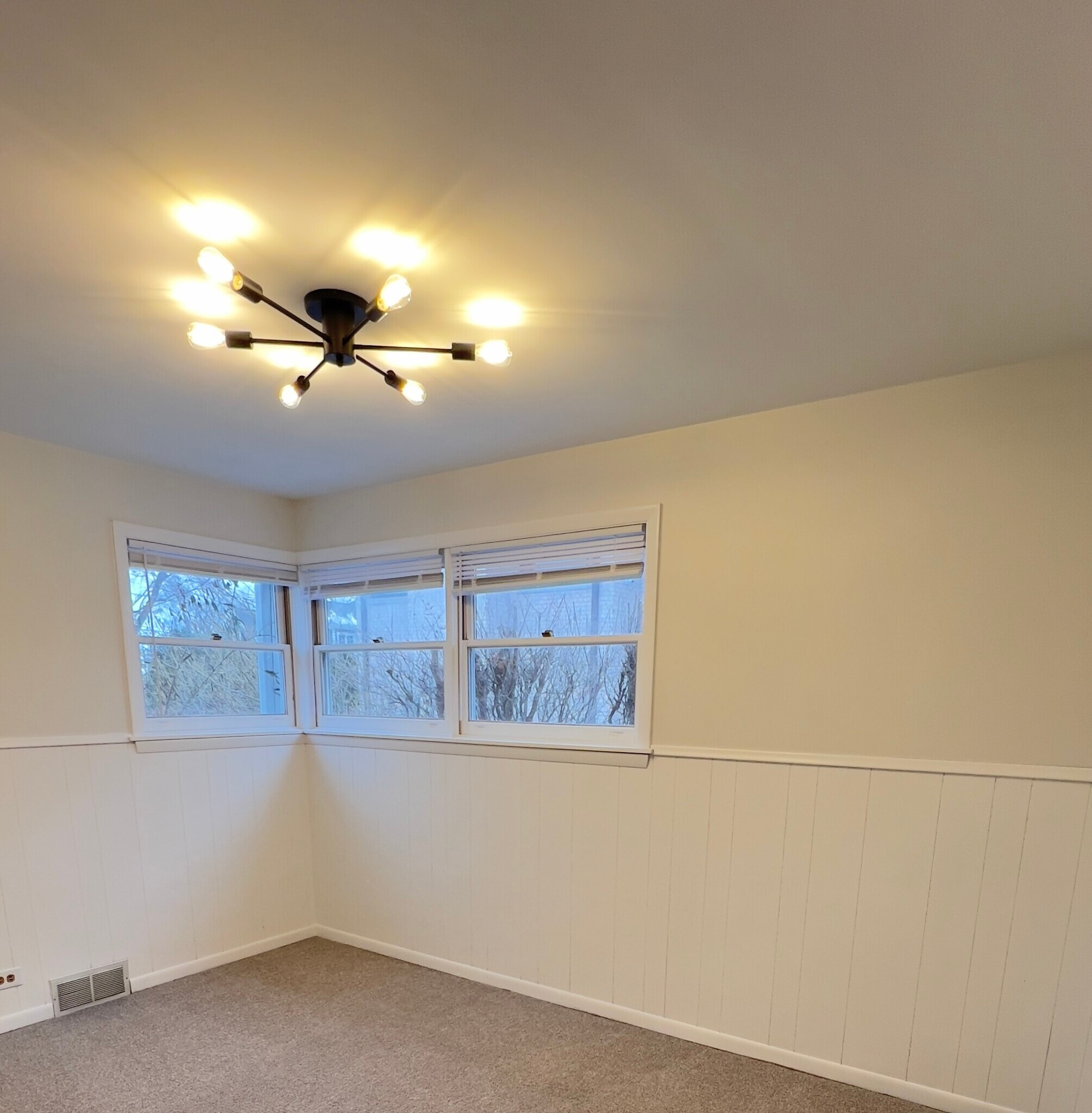 Bed 2 - 2244 Scott Rd