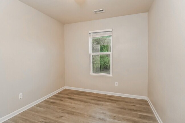 Building Photo - 1908 Boulder Ct