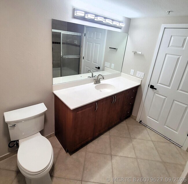 Building Photo - 6418 Emerald Dunes Dr