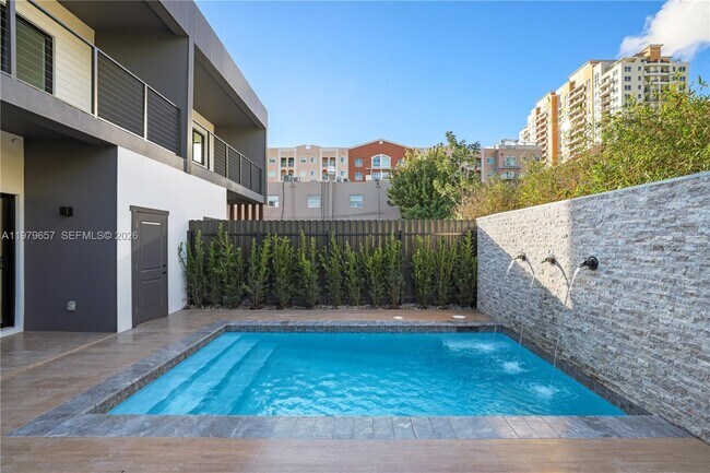 Building Photo - 3187 SW 23rd St